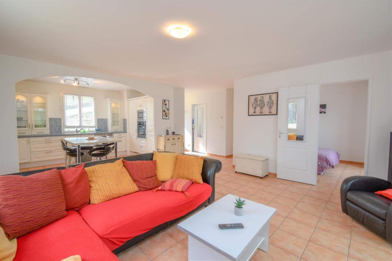 Charmante Maison Climatisee Avec Piscine Draguignan Zewnętrze zdjęcie